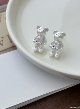 丽银日韩新款珍珠项链设计感电波小熊百搭颈链气质锁骨链女套装