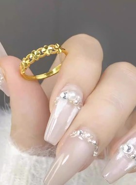 女士18K金四叶草5D硬素圈戒指