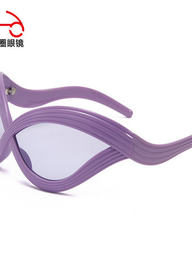 两个圈 新款跨境波浪腿猫眼框太阳镜欧美时尚未来风嘻哈墨镜
