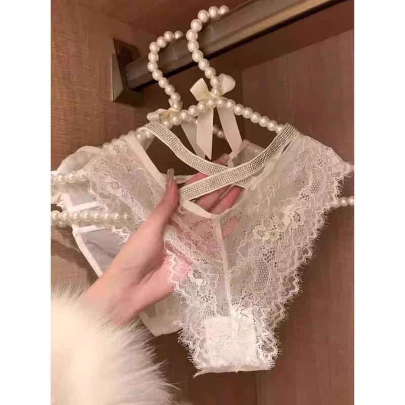 浪漫信徒*烫钻交叉带纯欲性感法式蕾丝内裤女舒适无痕三角裤2025 - 图3