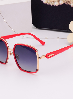 红色复古方框茶色偏光防晒墨镜