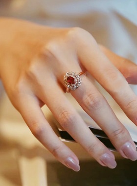 复古高级感精致彩宝红宝石镂空镶钻戒指女超美法式简约开口食指戒