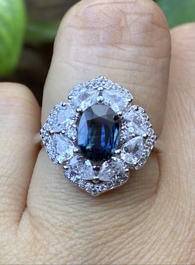 天然蓝宝石戒指送女友送闺蜜大气优雅