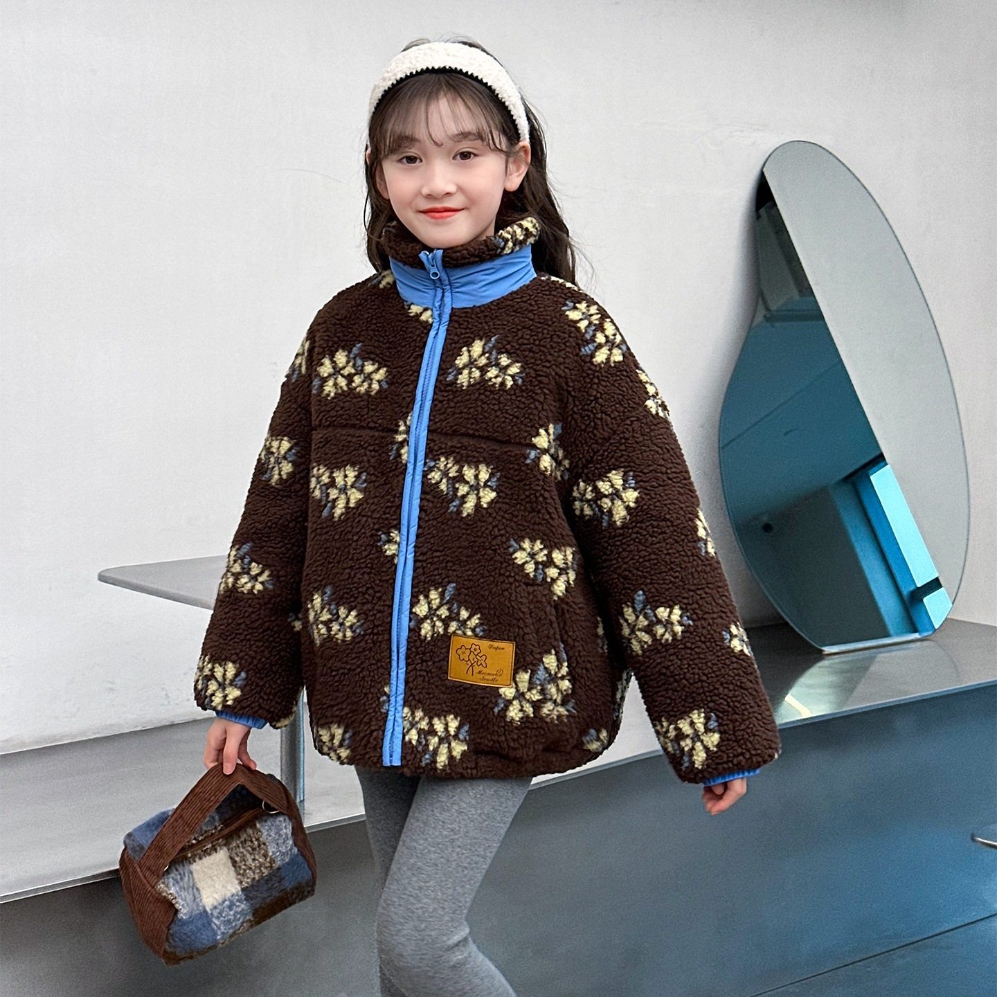 2025新款女童中大童秋冬季羊羔绒提花加厚保暖外套冬装休闲棉服,淘宝优惠券,粉丝福利购,淘宝优惠卷