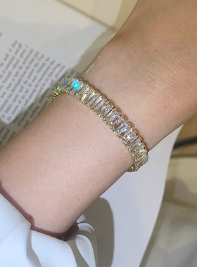 女加长欧美大码手链设计感