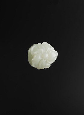 天然吊坠和田玉白玉女