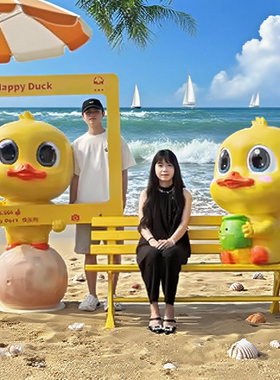 卡通小黄鸭发光雕塑户外摆件