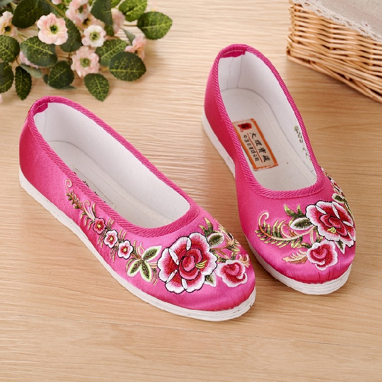 2021新款秋季老北京布鞋千层底民族风绣花鞋复古女单鞋平底结婚鞋,淘宝优惠券,粉丝福利购,淘宝优惠卷