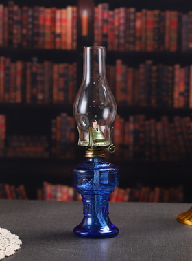 农村老式煤油灯年代感老物件