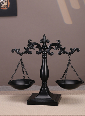 复古铁艺法律天平秤摆件高级感