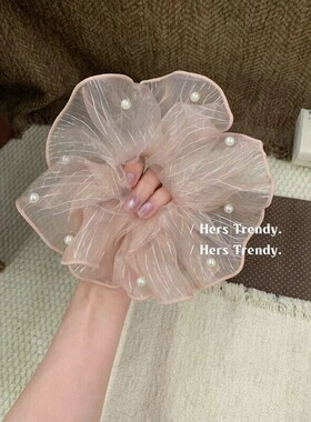 是人间富贵花！也是千金大小姐～小粉闪发圈氛围感太强不入会后悔