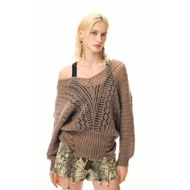 BeerBro Girls' Aesthetics Wool Hollow Flower-woven Strap Beaded V-neck Sweater
