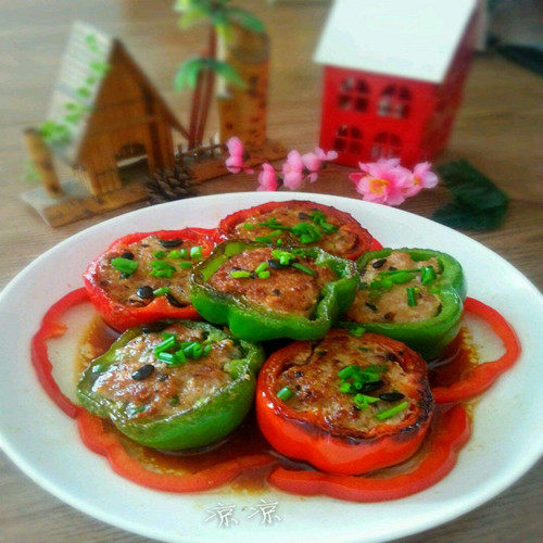 新鲜圆椒五彩椒柿子椒灯笼椒太空椒红椒黄绿椒甜不辣水果椒包邮。,淘宝优惠券,粉丝福利购,淘宝优惠卷