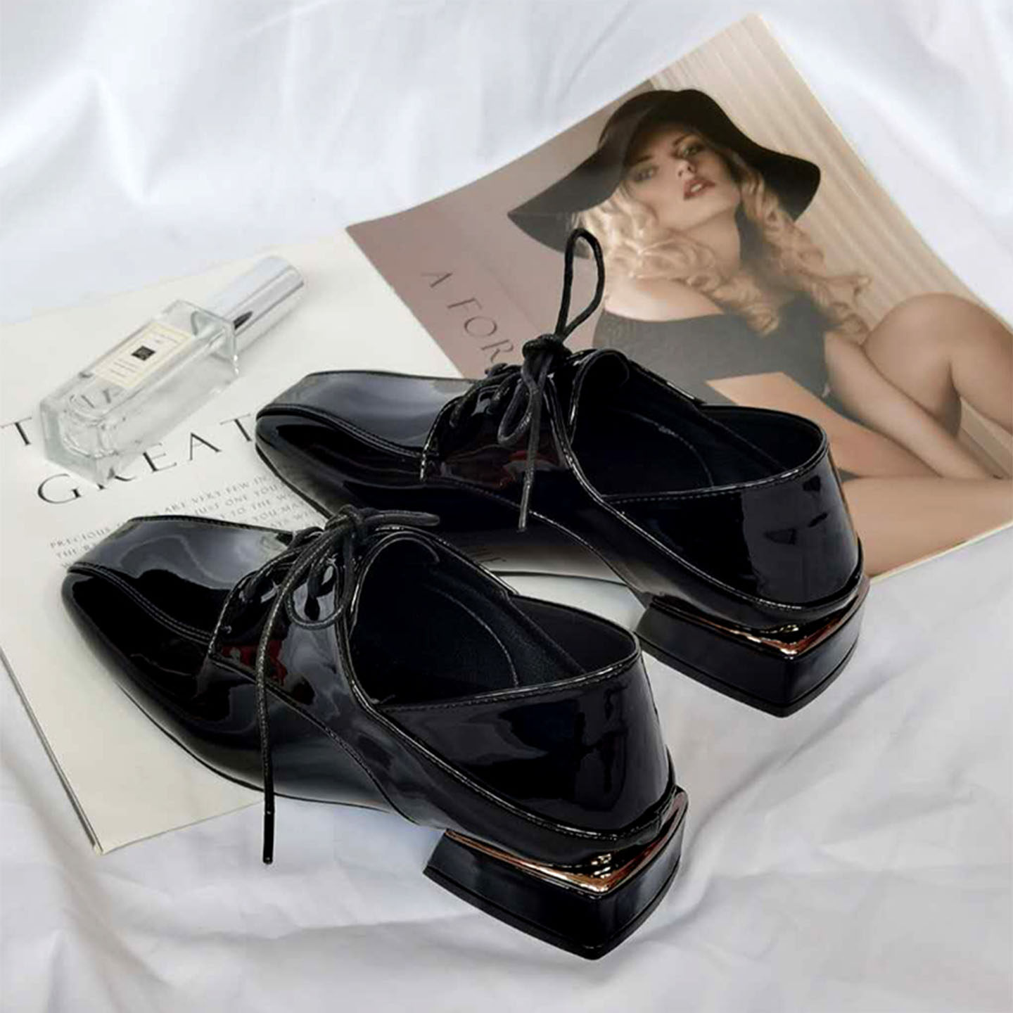 2025年新款粗跟方头单鞋女秋款深口漆皮软皮系带中跟英伦风小皮鞋,淘宝优惠券,粉丝福利购,淘宝优惠卷