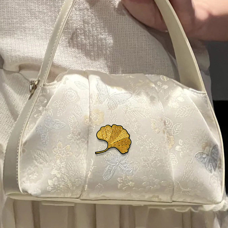 新中式中国风银杏叶胸针高档精致高级感衣服别针配饰手工刺绣饰品,淘宝优惠券,粉丝福利购,淘宝优惠卷