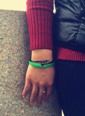 国内本土原创潮牌ABB小清新绿叶黑白墨绿情侣款硅胶运动手环腕带