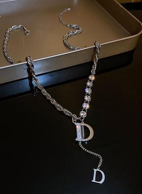 小香风双C项链轻奢小众设计感锁骨链珍珠吊坠满钻拼接感项链