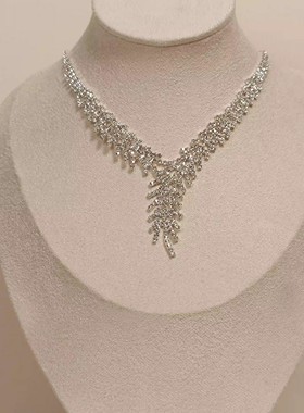 轻奢高级感烟花项链女款精致新款晚宴礼服项链项链晚礼服配饰