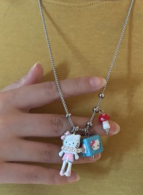 可爱卡通方块kt猫项链女春夏长款毛衣链小众高级感辣妹锁骨链配饰