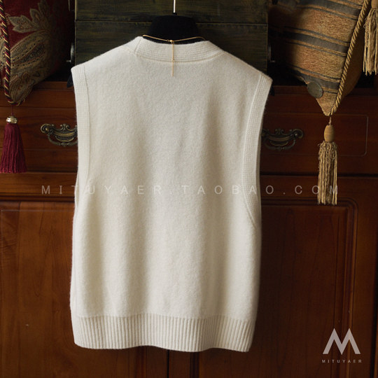 Women's layered cashmere vest for autumn and winter outerwear
