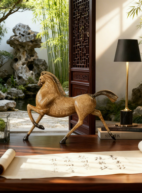 中式仿木雕小马手工桌面摆件