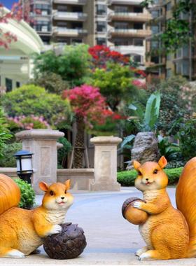 创意树脂工艺品仿真松鼠户外园林公园庭院小品摆件主图酒店装饰品