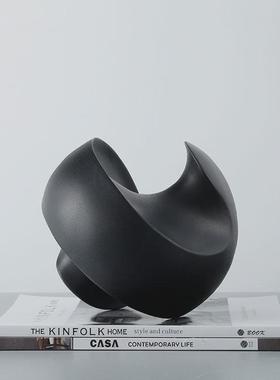 密度家居现代简约黑白哑光树脂抽象旋装饰扭圆球摆件卧室酒柜饰品