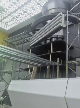 海凤扬雕塑艺术五彩灯光创意艺术装饰炫彩增加室内繁华的景色