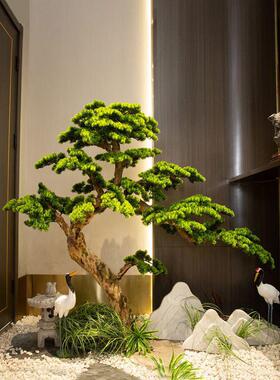 迎客酒店大型室内外新中式景观假植物松树橱窗装饰楼梯下造景