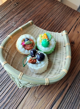 传统农村手工手编筲箕谷插分粮食