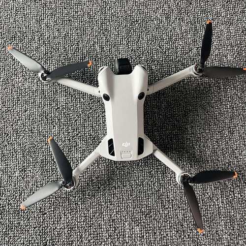 二手DJI大疆Mini4Pro 全能迷你航拍机高清专业无损竖拍无人机 - 图2