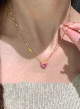 甜心项链女轻奢爱心吊坠甜美风小众锁骨链新款粉色爱心项链