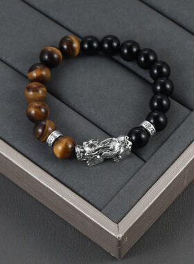 貔貅手链男款男潮本命年男生手绳复古男士黑白色石头手串送男友