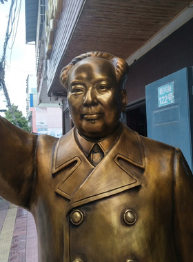 毛主席挥手像黄铜门厅摆件