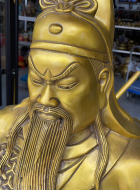 黄铜招财门厅提刀关二爷财神摆件