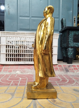 毛主席全身站像黄铜现代桌面摆件