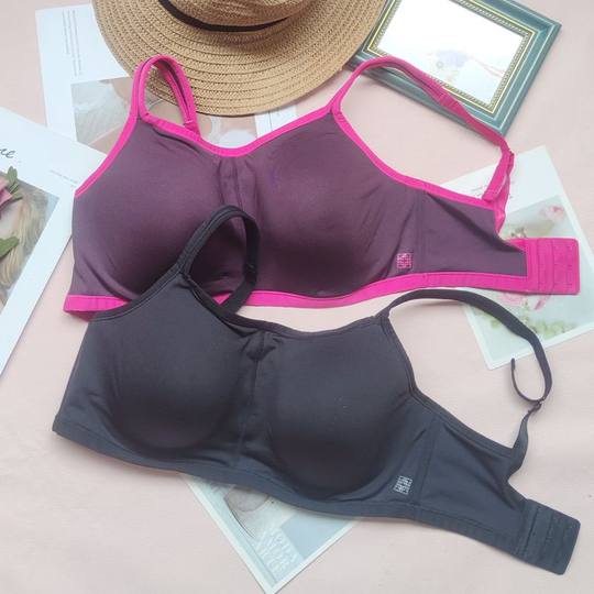 N家欧美品牌运动文胸防振跑步瑜伽大胸显小外穿内衣女有钢圈上拖