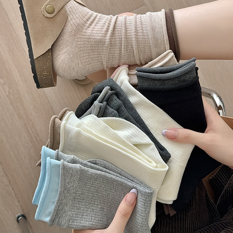 Japanese retro color-blocked striped student mid-calf socks