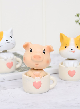 桌面摆件展示架摇头车载卡通小猪