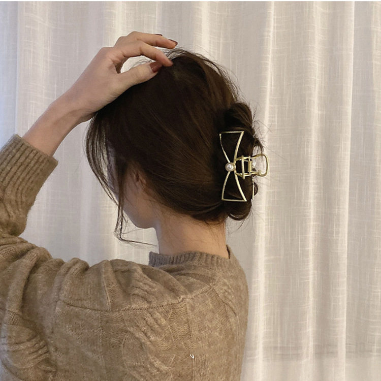 韩版金属夹2023新款半扎发顶夹优雅气质后脑勺盘发夹简约鲨鱼抓夹
