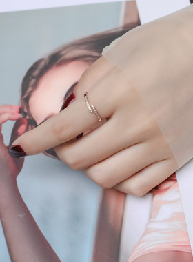 简约钛钢镶钻装饰女玫瑰金网戒指