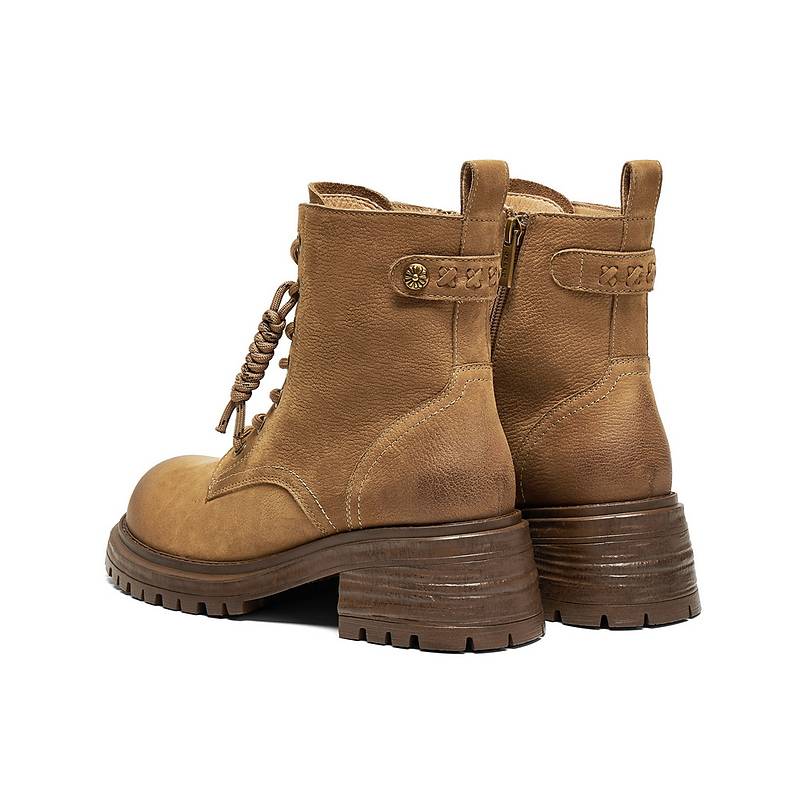 专柜正品百丽2025冬复古擦色工装靴女靴串珠粗跟休闲短靴E5C1DDD5 - 图2