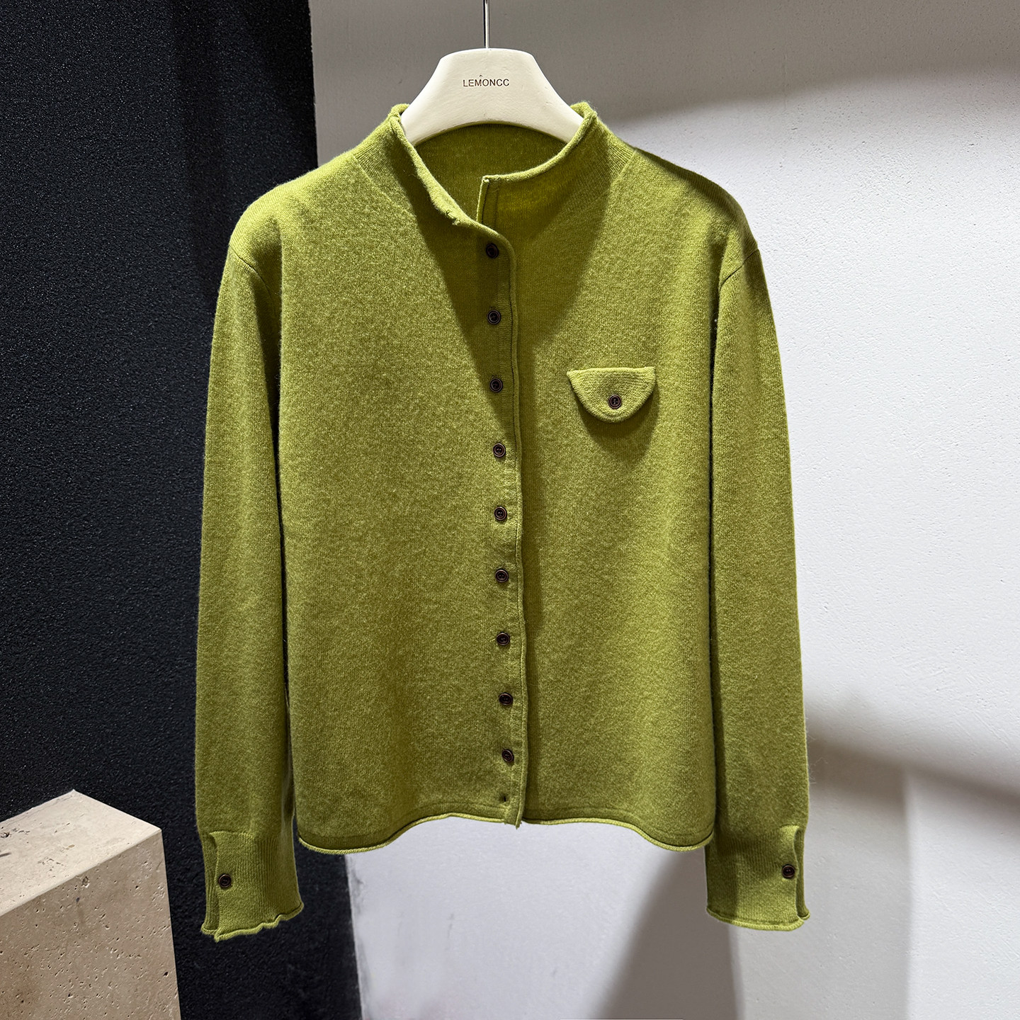 2025新款时尚立领单排扣口袋纽扣羊毛针织开衫女百搭毛衣显瘦上衣,淘宝优惠券,粉丝福利购,淘宝优惠卷