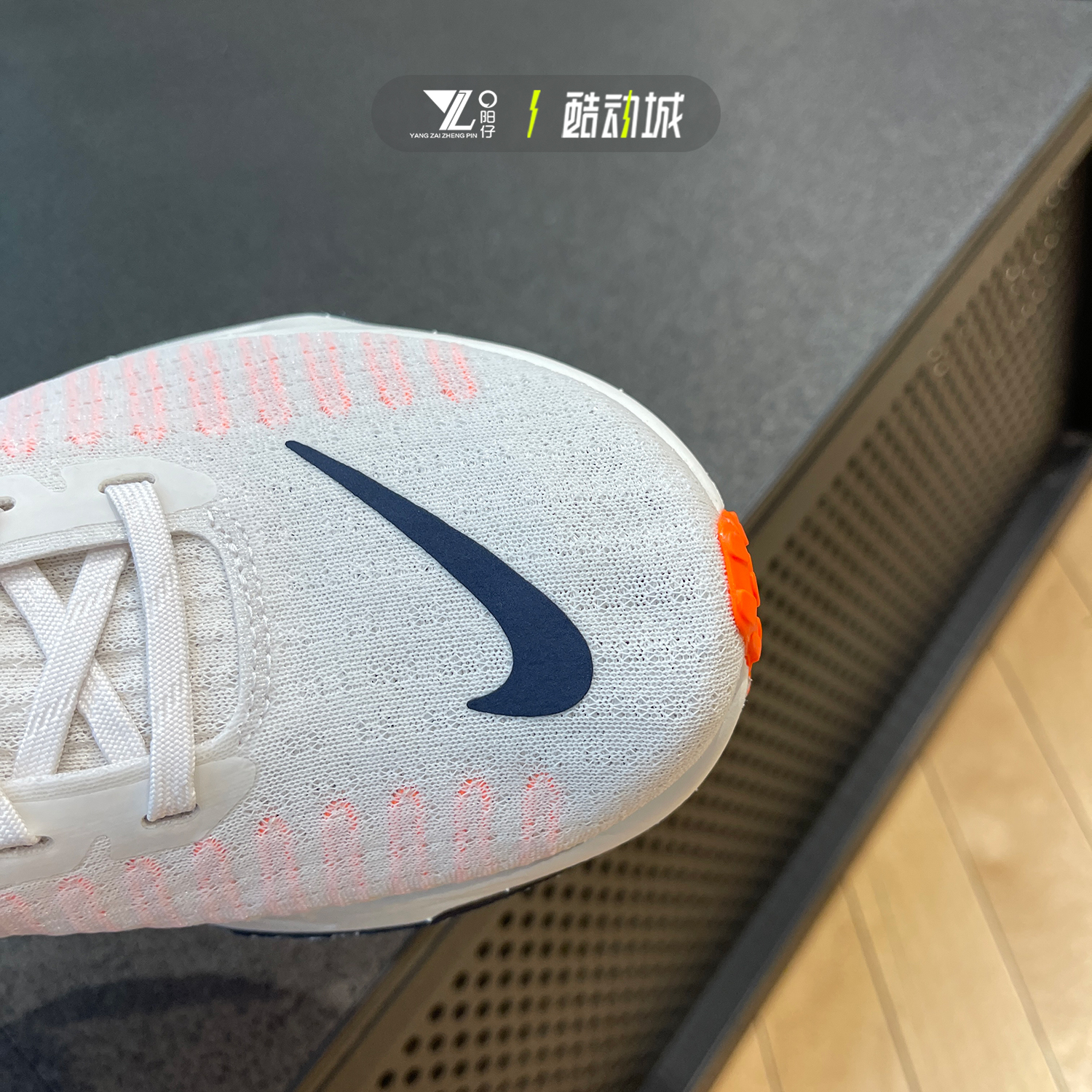 正品耐克NIKE ZOOMX男运动户外网面缓震公路跑步鞋DR2615-007-001 - 图1