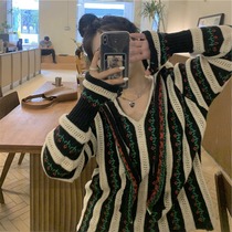 Large Code Fat Mm Gentle Wind Retro Collision Color Splicing Sweater Woman Autumn Winter Korean Version Jacquard Long Sleeve V Collar Knit Fleece