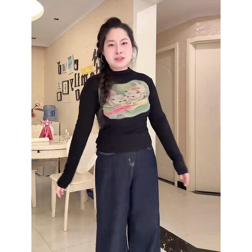 大码美式纯欲辣妹印花长袖t恤女秋冬胖mm显瘦修身打底衫内搭上衣 - 图0