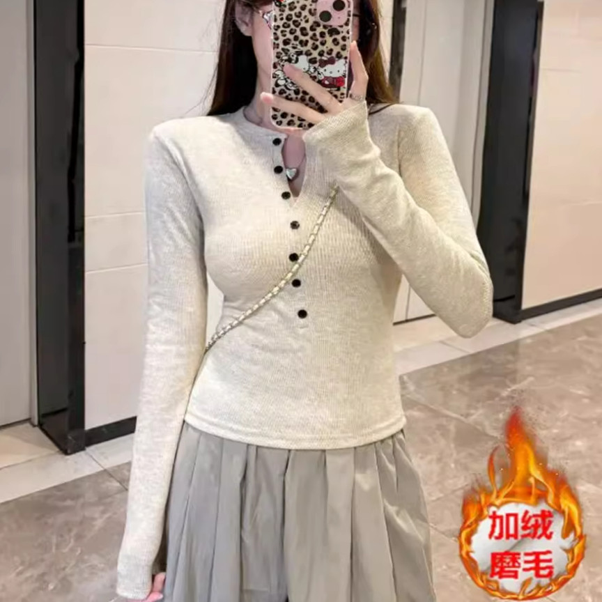 大码胖mm辣妹风修身半开领纽扣加绒上衣女秋冬内搭加厚T恤打底衫,淘宝优惠券,粉丝福利购,淘宝优惠卷