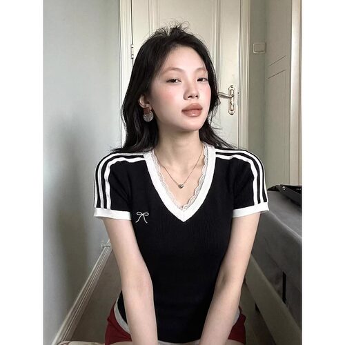 大码胖mm美式复古条纹短袖t恤女夏季2026新款v领蕾丝显瘦绝美上衣 - 图2