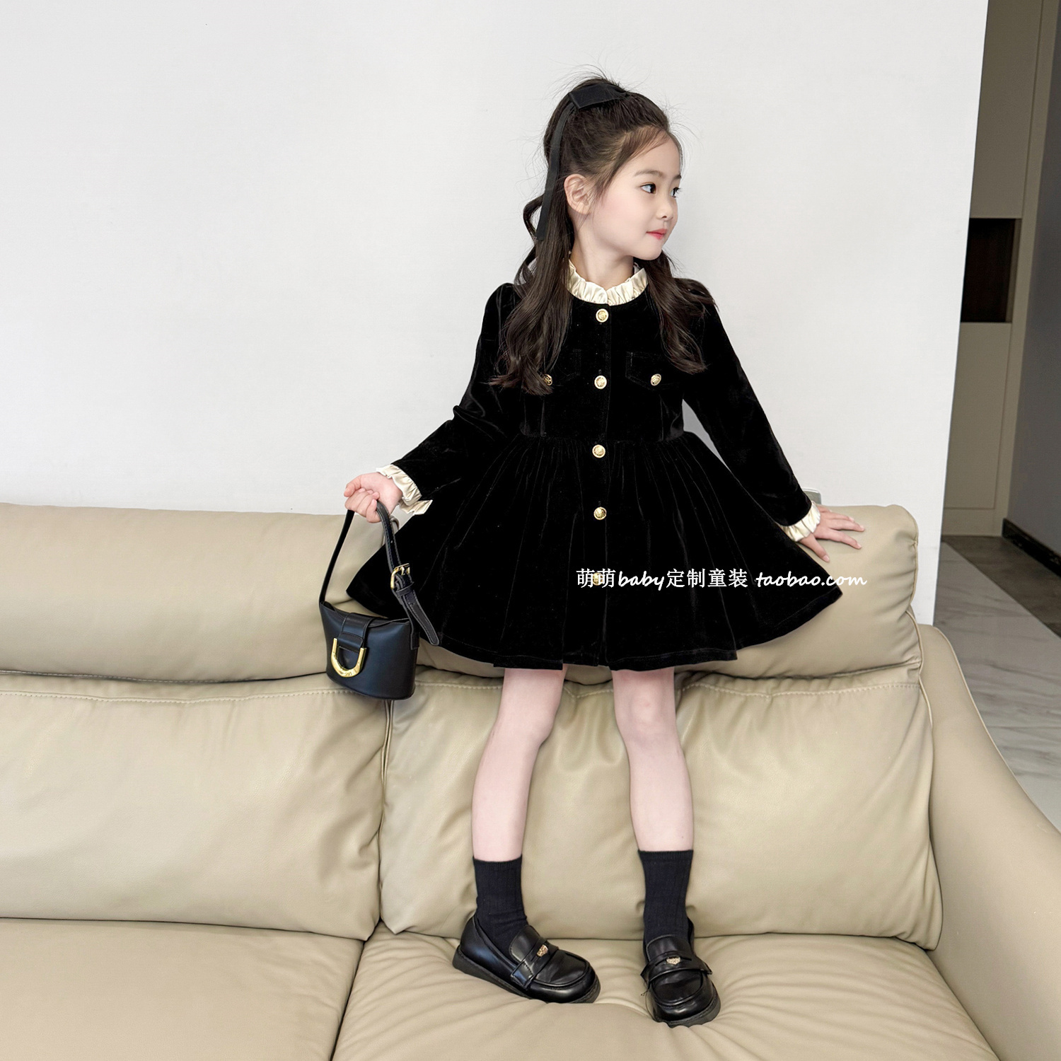 女童赫本风加绒丝绒连衣裙2025冬季新款女孩高级感小黑裙公主裙子 - 图2