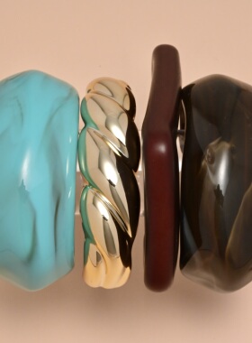 晕染不规则亚克力手镯女轻奢小众高级感夸张多色宽版树脂手环手饰